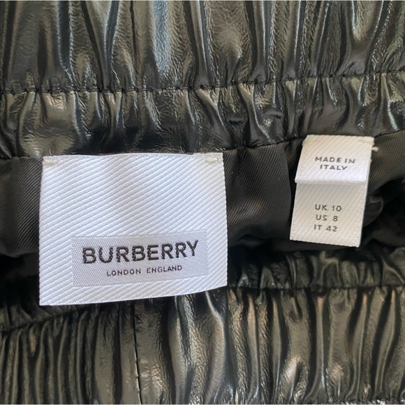 NWT💕BURBERRY Carol Leather Pull-On Shorts Size US 8 - Picture 15 of 15